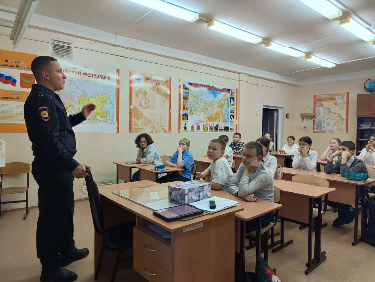 Профилактические беседы о безопасности.