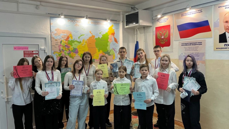В школе чествовали победителей и призеров муниципального этапа ВсОШ!.